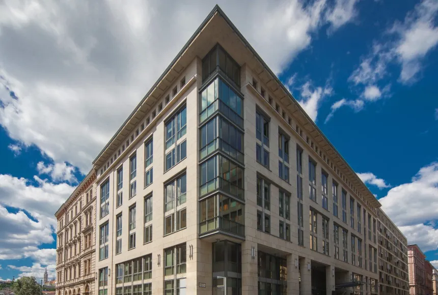 ACADEMIA OFFICES, BUDAPEST